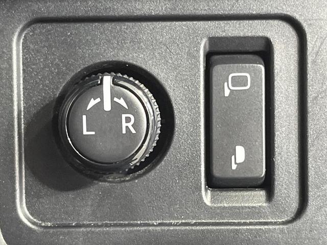 ランドクルーザープラド ＴＸ　禁煙車　サンルーフ　純正９型ナビ　バックカメラ　Ｂｌｕｅｔｏｏｔｈ　レーダークルーズコントロール　ＬＥＤヘッドライト　オートマチックハイビーム　クリアランスソナー　デフロック　ＥＴＣ　スマートキー（42枚目）