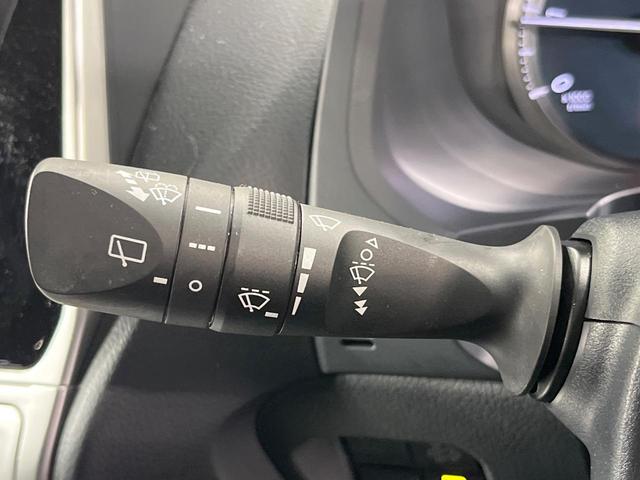 ランドクルーザープラド ＴＸ　禁煙車　サンルーフ　純正９型ナビ　バックカメラ　Ｂｌｕｅｔｏｏｔｈ　レーダークルーズコントロール　ＬＥＤヘッドライト　オートマチックハイビーム　クリアランスソナー　デフロック　ＥＴＣ　スマートキー（57枚目）