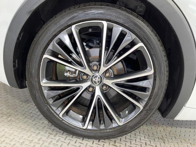 プリウス Ｇ　全周囲カメラ　衝突被害軽減システム　レーダークルーズ　禁煙車　ドラレコ　コーナーセンサー　スマートキー　ＬＥＤヘッド　ＥＴＣ２．０　純正１９インチアルミ　オートハイビーム　車線逸脱警報　オートライト（13枚目）