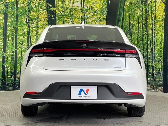 プリウス Ｇ　全周囲カメラ　衝突被害軽減システム　レーダークルーズ　禁煙車　ドラレコ　コーナーセンサー　スマートキー　ＬＥＤヘッド　ＥＴＣ２．０　純正１９インチアルミ　オートハイビーム　車線逸脱警報　オートライト（15枚目）