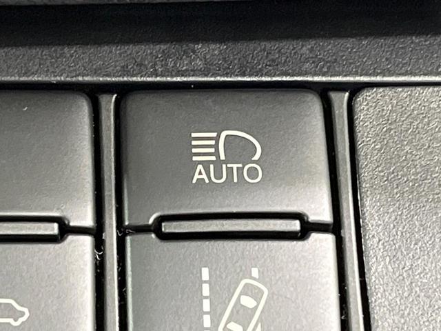 シエンタ ハイブリッドＧ　クエロ　モデリスタフルエアロ　両側電動ドア　純正ＳＤナビ　バックカメラ　衝突被害軽減システム　禁煙車　ドラレコ　コーナーセンサー　スマートキー　ＬＥＤヘッド　ＥＴＣ　クルコン　オートハイビーム　車線逸脱警報（23枚目）