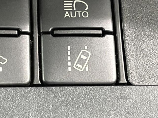 シエンタ ハイブリッドＧ　クエロ　モデリスタフルエアロ　両側電動ドア　純正ＳＤナビ　バックカメラ　衝突被害軽減システム　禁煙車　ドラレコ　コーナーセンサー　スマートキー　ＬＥＤヘッド　ＥＴＣ　クルコン　オートハイビーム　車線逸脱警報（24枚目）