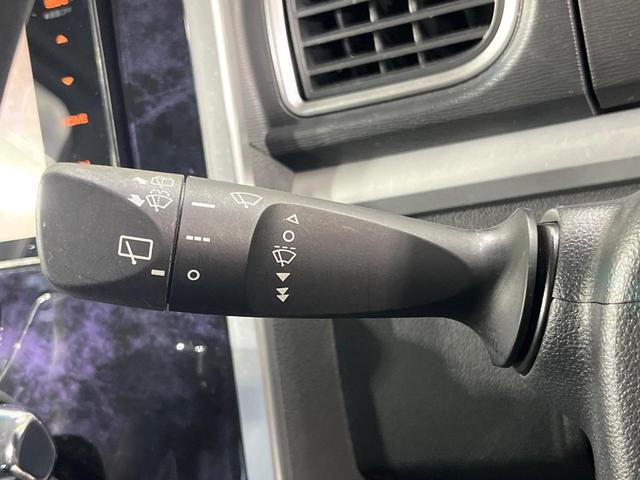 タント カスタムＸ　トップエディションＳＡＩＩＩ　電動スライドドア　ＳＤナビ　バックカメラ　衝突被害軽減システム　禁煙車　シートヒーター　ドラレコ　コーナーセンサー　スマートキー　ＬＥＤヘッド　ＥＴＣ　純正１４インチアルミ　オートハイビーム（32枚目）