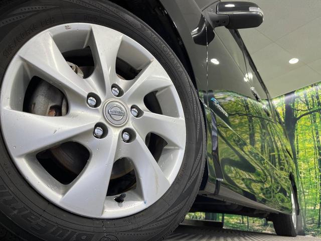 セレナ ハイウェイスター　Ｓ－ハイブリッド　両側電動ドア　ＳＤナビ　後席モニター　バックカメラ　禁煙車　スマートキー　ＨＩＤヘッド　ビルトインＥＴＣ　クルコン　純正１６インチアルミ　オートライト　オートエアコン　Ｂｌｕｅｔｏｏｔｈ　ＣＤ（13枚目）