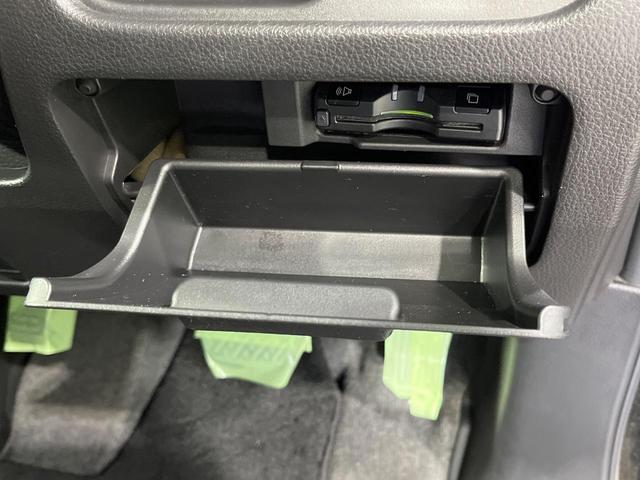 セレナ ハイウェイスター　Ｓ－ハイブリッド　両側電動ドア　ＳＤナビ　後席モニター　バックカメラ　禁煙車　スマートキー　ＨＩＤヘッド　ビルトインＥＴＣ　クルコン　純正１６インチアルミ　オートライト　オートエアコン　Ｂｌｕｅｔｏｏｔｈ　ＣＤ（27枚目）