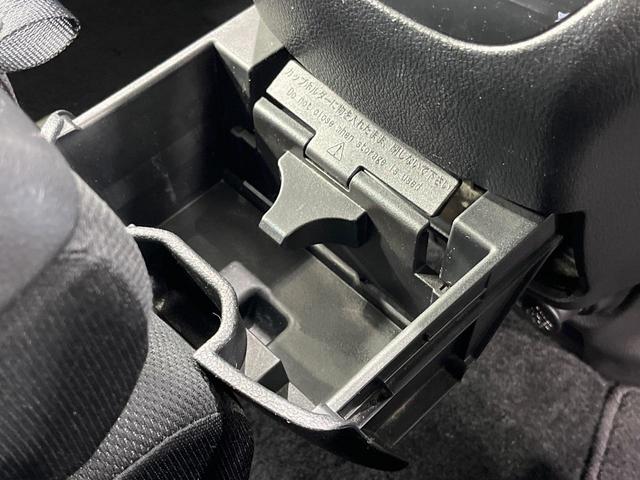 セレナ ハイウェイスター　Ｓ－ハイブリッド　両側電動ドア　ＳＤナビ　後席モニター　バックカメラ　禁煙車　スマートキー　ＨＩＤヘッド　ビルトインＥＴＣ　クルコン　純正１６インチアルミ　オートライト　オートエアコン　Ｂｌｕｅｔｏｏｔｈ　ＣＤ（36枚目）