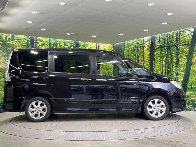 セレナ ハイウェイスター　Ｓ－ハイブリッド　両側電動ドア　ＳＤナビ　後席モニター　バックカメラ　禁煙車　スマートキー　ＨＩＤヘッド　ビルトインＥＴＣ　クルコン　純正１６インチアルミ　オートライト　オートエアコン　Ｂｌｕｅｔｏｏｔｈ　ＣＤ（65枚目）