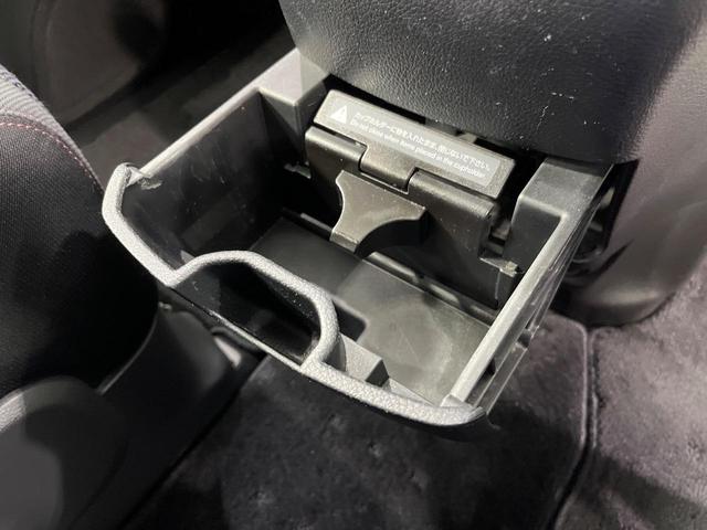 セレナ ハイウェイスター　Ｓ－ハイブリッド　両側電動ドア　ＳＤナビ　後席モニター　バックカメラ　禁煙車　スマートキー　ＨＩＤヘッド　ＥＴＣ　クルコン　純正１６インチアルミ　オートライト　オートエアコン　Ｂｌｕｅｔｏｏｔｈ　ＣＤ　ＤＶＤ再生（42枚目）