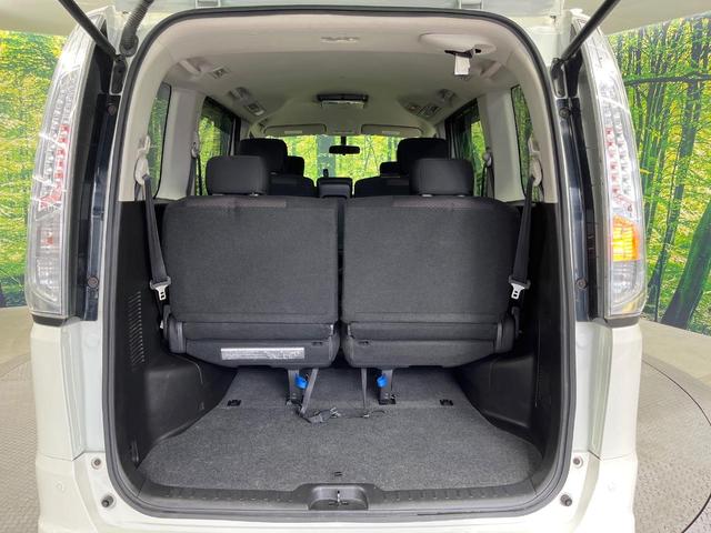 セレナ ハイウェイスター　Ｓ－ハイブリッド　両側電動ドア　ＳＤナビ　後席モニター　バックカメラ　禁煙車　スマートキー　ＨＩＤヘッド　ＥＴＣ　クルコン　純正１６インチアルミ　オートライト　オートエアコン　Ｂｌｕｅｔｏｏｔｈ　ＣＤ　ＤＶＤ再生（52枚目）