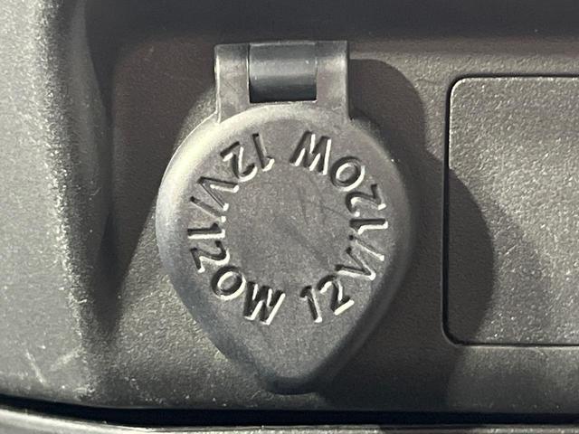 ルーミー Ｘ　禁煙車　電動スライドドア　純正ＳＤナビ　バックカメラ　Ｂｌｕｅｔｏｏｔｈ　ビルトインＥＴＣ　衝突被害軽減システム　ロールサンシェード　コーナーセンサー　スマートキー　オートハイビーム　オートライト（42枚目）