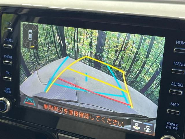 ヤリスクロス ハイブリッドＺ　禁煙車　純正８型ＤＡ　バックカメラ　衝突被害軽減システム　レーダークルーズ　合皮コンビシート　パワーシート　シートヒータ　コーナーセンサー　ＬＥＤヘッド　ＥＴＣ　純正１８インチアルミ　オートハイビーム（3枚目）