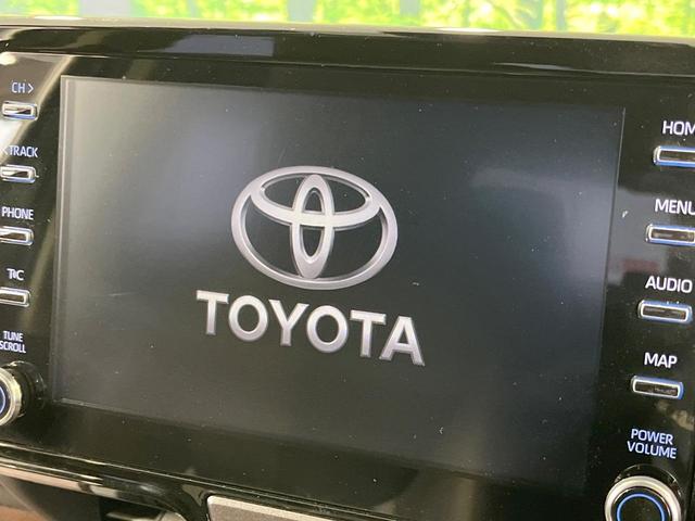 ヤリスクロス ハイブリッドＺ　禁煙車　純正８型ＤＡ　バックカメラ　衝突被害軽減システム　レーダークルーズ　合皮コンビシート　パワーシート　シートヒータ　コーナーセンサー　ＬＥＤヘッド　ＥＴＣ　純正１８インチアルミ　オートハイビーム（4枚目）