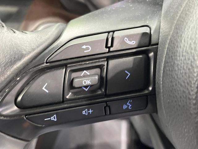 ヤリスクロス ハイブリッドＺ　禁煙車　純正８型ＤＡ　バックカメラ　衝突被害軽減システム　レーダークルーズ　合皮コンビシート　パワーシート　シートヒータ　コーナーセンサー　ＬＥＤヘッド　ＥＴＣ　純正１８インチアルミ　オートハイビーム（27枚目）