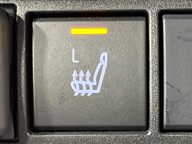 ヤリスクロス ハイブリッドＺ　禁煙車　純正８型ＤＡ　バックカメラ　衝突被害軽減システム　レーダークルーズ　合皮コンビシート　パワーシート　シートヒータ　コーナーセンサー　ＬＥＤヘッド　ＥＴＣ　純正１８インチアルミ　オートハイビーム（36枚目）