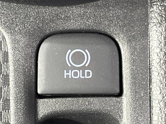 ヤリスクロス ハイブリッドＺ　禁煙車　純正８型ＤＡ　バックカメラ　衝突被害軽減システム　レーダークルーズ　合皮コンビシート　パワーシート　シートヒータ　コーナーセンサー　ＬＥＤヘッド　ＥＴＣ　純正１８インチアルミ　オートハイビーム（38枚目）