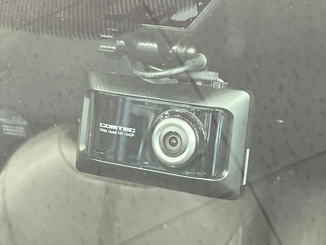 ヤリスクロス ハイブリッドＺ　禁煙車　純正８型ＤＡ　バックカメラ　衝突被害軽減システム　レーダークルーズ　合皮コンビシート　パワーシート　シートヒータ　コーナーセンサー　ＬＥＤヘッド　ＥＴＣ　純正１８インチアルミ　オートハイビーム（61枚目）