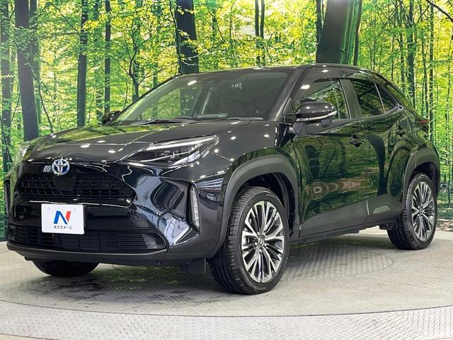 ヤリスクロス ハイブリッドＺ　禁煙車　純正８型ＤＡ　バックカメラ　衝突被害軽減システム　レーダークルーズ　合皮コンビシート　パワーシート　シートヒータ　コーナーセンサー　ＬＥＤヘッド　ＥＴＣ　純正１８インチアルミ　オートハイビーム（62枚目）