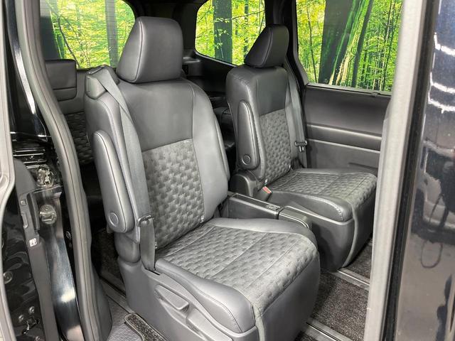 ヴォクシー ハイブリッドS-Z 禁煙車 両側電動ドア 10.5型DA 14型後席モニター 全周囲カメラ 100V電源 衝突被害軽減システム レーダークルーズ 電動リアゲート 電動サイドステップ コーナーセンサー ETC2.0(9枚目)
