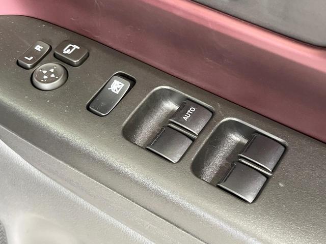 スペーシアカスタム ハイブリッドＸＳ　禁煙車　両側電動ドア　８型ＳＤナビ　バックカメラ　衝突被害軽減システム　レーダークルーズ　ドラレコ　コーナーセンサー　シートヒーター　ＬＥＤヘッド　純正１５インチアルミ　車線逸脱警報　オートライト（21枚目）