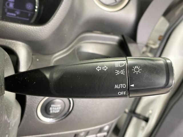 スペーシアカスタムＺ ベースグレード　禁煙車　メモリーナビ　電動スライドドア　全周囲カメラ　衝突被害軽減システム　シートヒーター　ドラレコ　スマートキー　ＨＩＤヘッド　ＥＴＣ　車線逸脱警報　オートライト　オートエアコン　Ｂｌｕｅｔｏｏｔｈ（31枚目）