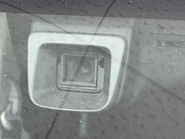 スペーシアカスタムＺ ベースグレード　禁煙車　メモリーナビ　電動スライドドア　全周囲カメラ　衝突被害軽減システム　シートヒーター　ドラレコ　スマートキー　ＨＩＤヘッド　ＥＴＣ　車線逸脱警報　オートライト　オートエアコン　Ｂｌｕｅｔｏｏｔｈ（60枚目）