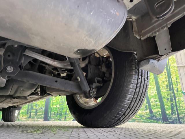 エクストレイル ２０Ｘ　エマージェンシーブレーキパッケージ　禁煙車　純正ＳＤナビ　バックカメラ　衝突被害軽減システム　防水シート　コーナーセンサー　スマートキー　ＥＴＣ　純正１７インチアルミホイール　シートヒーター　オートライト　オートエアコン　ＣＤ再生（48枚目）