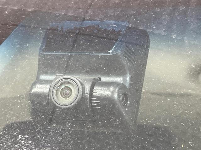 Ｎ－ＢＯＸ Ｇ・Ｌホンダセンシング　禁煙車　電動スライドドア　純正ＳＤナビ　バックカメラ　衝突被害軽減システム　レーダークルーズ　ドラレコ　コーナーセンサー　スマートキー　ＬＥＤヘッド　ビルトインＥＴＣ　車線逸脱警報　オートライト（6枚目）