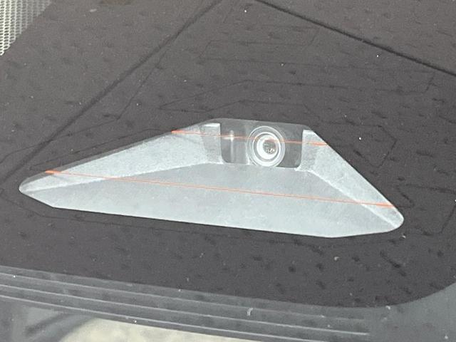 シエンタ ハイブリッドＺ　禁煙車　８型ＤＡ　両側電動ドア　バックカメラ　衝突被害軽減システム　レーダークルーズ　コーナーセンサー　スマートキー　ＬＥＤヘッド　ビルトインＥＴＣ　オートハイビーム　車線逸脱警報　オートライト（3枚目）