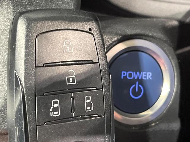 シエンタ ハイブリッドＺ　禁煙車　８型ＤＡ　両側電動ドア　バックカメラ　衝突被害軽減システム　レーダークルーズ　コーナーセンサー　スマートキー　ＬＥＤヘッド　ビルトインＥＴＣ　オートハイビーム　車線逸脱警報　オートライト（7枚目）