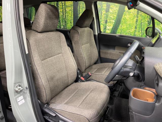 シエンタ ハイブリッドＺ　禁煙車　８型ＤＡ　両側電動ドア　バックカメラ　衝突被害軽減システム　レーダークルーズ　コーナーセンサー　スマートキー　ＬＥＤヘッド　ビルトインＥＴＣ　オートハイビーム　車線逸脱警報　オートライト（8枚目）