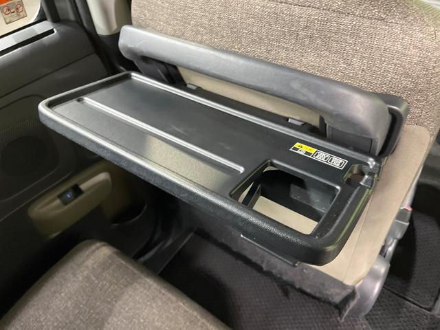 シエンタ ハイブリッドＺ　禁煙車　８型ＤＡ　両側電動ドア　バックカメラ　衝突被害軽減システム　レーダークルーズ　コーナーセンサー　スマートキー　ＬＥＤヘッド　ビルトインＥＴＣ　オートハイビーム　車線逸脱警報　オートライト（43枚目）