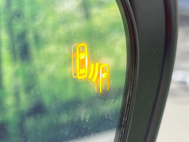 プリウス Ａツーリングセレクション　禁煙車　純正９型ＳＤナビ　バックカメラ　衝突被害軽減システム　レーダークルーズ　合皮レザーシート　シートヒーター　パワーシート　ドラレコ　コーナーセンサー　スマートキー　ＬＥＤヘッド　ＥＴＣ２．０（7枚目）