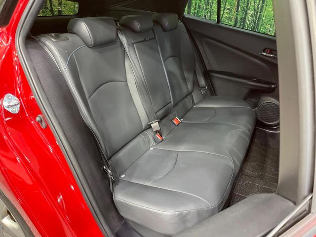 プリウス Ａツーリングセレクション　禁煙車　純正９型ＳＤナビ　バックカメラ　衝突被害軽減システム　レーダークルーズ　合皮レザーシート　シートヒーター　パワーシート　ドラレコ　コーナーセンサー　スマートキー　ＬＥＤヘッド　ＥＴＣ２．０（9枚目）