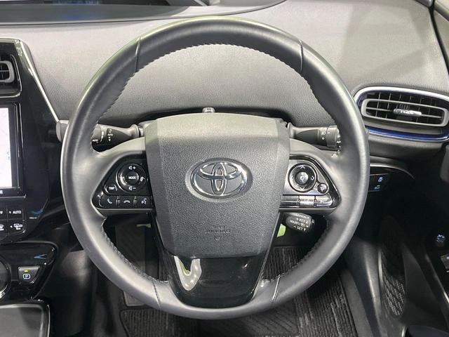 プリウス Ａツーリングセレクション　禁煙車　純正９型ＳＤナビ　バックカメラ　衝突被害軽減システム　レーダークルーズ　合皮レザーシート　シートヒーター　パワーシート　ドラレコ　コーナーセンサー　スマートキー　ＬＥＤヘッド　ＥＴＣ２．０（11枚目）