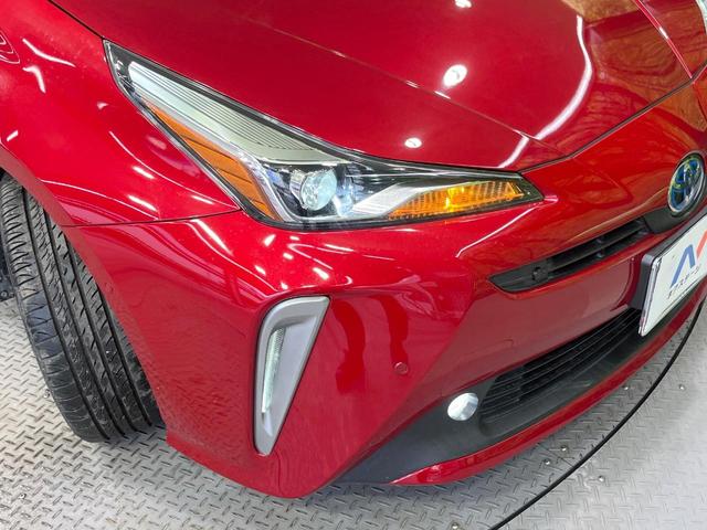 プリウス Ａツーリングセレクション　禁煙車　純正９型ＳＤナビ　バックカメラ　衝突被害軽減システム　レーダークルーズ　合皮レザーシート　シートヒーター　パワーシート　ドラレコ　コーナーセンサー　スマートキー　ＬＥＤヘッド　ＥＴＣ２．０（13枚目）