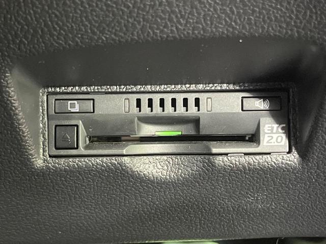 プリウス Ａツーリングセレクション　禁煙車　純正９型ＳＤナビ　バックカメラ　衝突被害軽減システム　レーダークルーズ　合皮レザーシート　シートヒーター　パワーシート　ドラレコ　コーナーセンサー　スマートキー　ＬＥＤヘッド　ＥＴＣ２．０（26枚目）
