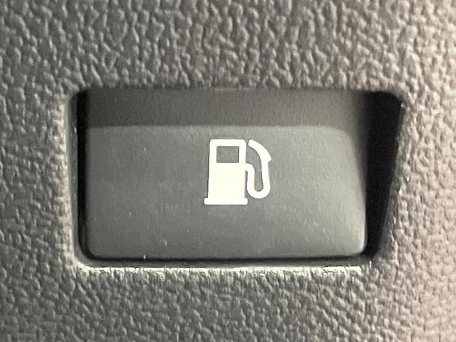 プリウス Ａツーリングセレクション　禁煙車　純正９型ＳＤナビ　バックカメラ　衝突被害軽減システム　レーダークルーズ　合皮レザーシート　シートヒーター　パワーシート　ドラレコ　コーナーセンサー　スマートキー　ＬＥＤヘッド　ＥＴＣ２．０（27枚目）