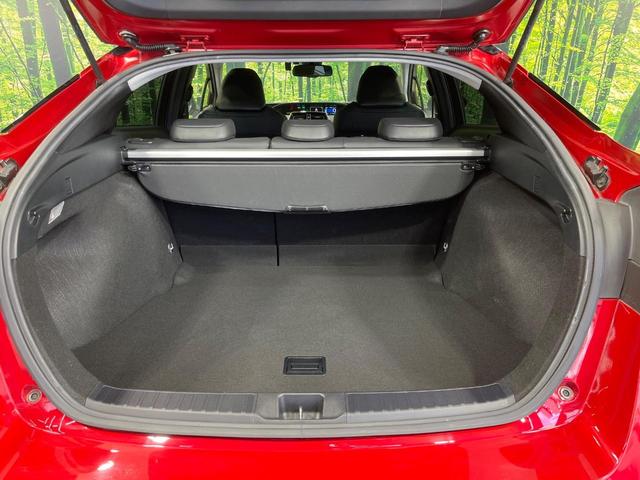 プリウス Ａツーリングセレクション　禁煙車　純正９型ＳＤナビ　バックカメラ　衝突被害軽減システム　レーダークルーズ　合皮レザーシート　シートヒーター　パワーシート　ドラレコ　コーナーセンサー　スマートキー　ＬＥＤヘッド　ＥＴＣ２．０（51枚目）