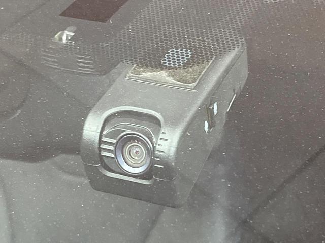 プリウス Ａツーリングセレクション　禁煙車　純正９型ＳＤナビ　バックカメラ　衝突被害軽減システム　レーダークルーズ　合皮レザーシート　シートヒーター　パワーシート　ドラレコ　コーナーセンサー　スマートキー　ＬＥＤヘッド　ＥＴＣ２．０（64枚目）