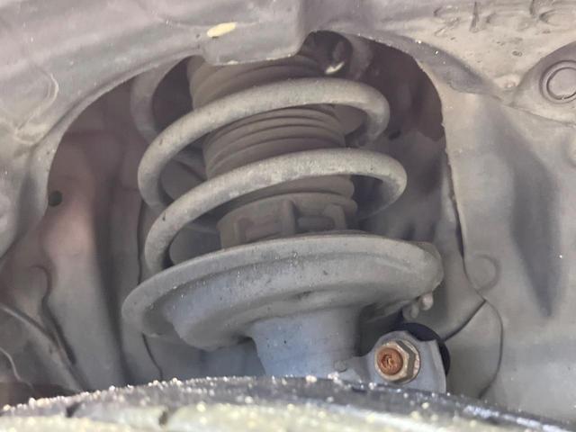 アクア クロスオーバー　禁煙車　ＳＤナビ　バックカメラ　衝突被害軽減システム　合皮コンビシート　スマートキー　ＬＥＤヘッド　ＥＴＣ　純正１６インチアルミ　オートハイビーム　車線逸脱警報　オートライト　オートエアコン（20枚目）