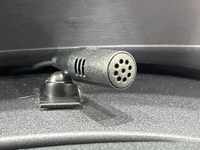 アクア クロスオーバー　禁煙車　ＳＤナビ　バックカメラ　衝突被害軽減システム　合皮コンビシート　スマートキー　ＬＥＤヘッド　ＥＴＣ　純正１６インチアルミ　オートハイビーム　車線逸脱警報　オートライト　オートエアコン（32枚目）