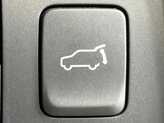 ＣＸ－５ ＸＤ　エクスクルーシブモード　禁煙車　マツダコネクトナビ　全周囲カメラ　ＢＯＳＥサウンド　衝突被害軽減システム　レーダークルーズ　電動リアゲート　レザーシート　前席シートエアコン　ドラレコ　全席シートヒーター　ＬＥＤヘッド（6枚目）