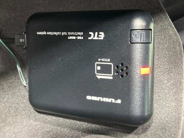 ＣＸ－５ ＸＤ　エクスクルーシブモード　禁煙車　マツダコネクトナビ　全周囲カメラ　ＢＯＳＥサウンド　衝突被害軽減システム　レーダークルーズ　電動リアゲート　レザーシート　前席シートエアコン　ドラレコ　全席シートヒーター　ＬＥＤヘッド（50枚目）