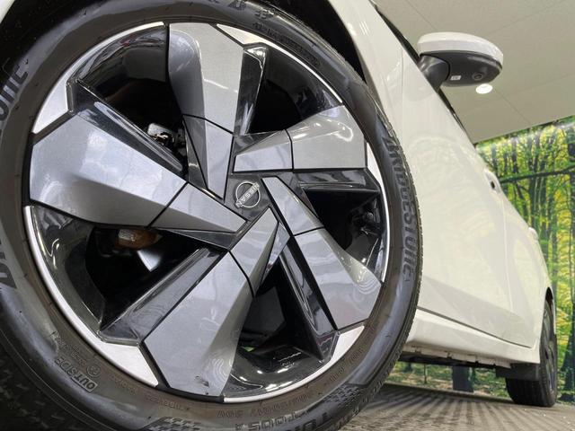 オーラ Ｇ　レザーエディション　禁煙車　純正９型ナビ　全周囲カメラ　ＢＯＳＥサウンド　衝突軽減システム　プロパイロット　レザーシート　ドラレコ　コーナーセンサー　ＬＥＤヘッド　ＥＴＣ　純正１７インチアルミ　Ａｐｐｌｅｃａｒｐｌａｙ（13枚目）