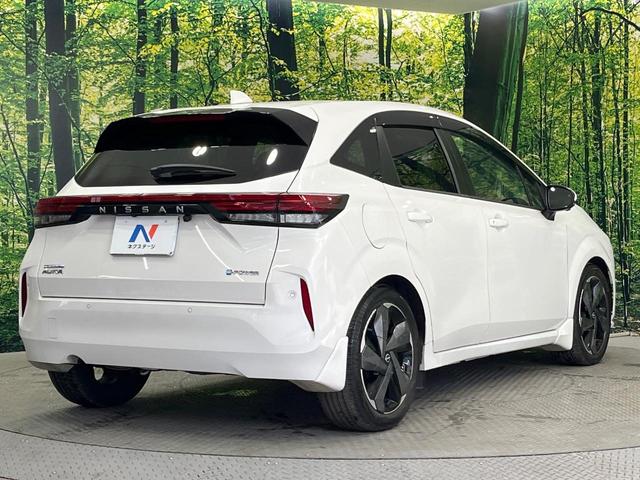 オーラ Ｇ　レザーエディション　禁煙車　純正９型ナビ　全周囲カメラ　ＢＯＳＥサウンド　衝突軽減システム　プロパイロット　レザーシート　ドラレコ　コーナーセンサー　ＬＥＤヘッド　ＥＴＣ　純正１７インチアルミ　Ａｐｐｌｅｃａｒｐｌａｙ（17枚目）