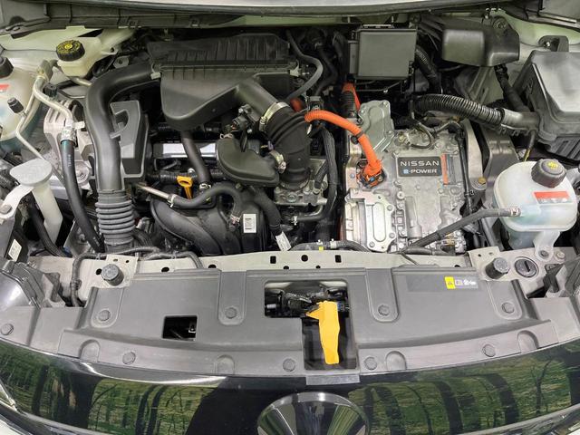 オーラ Ｇ　レザーエディション　禁煙車　純正９型ナビ　全周囲カメラ　ＢＯＳＥサウンド　衝突軽減システム　プロパイロット　レザーシート　ドラレコ　コーナーセンサー　ＬＥＤヘッド　ＥＴＣ　純正１７インチアルミ　Ａｐｐｌｅｃａｒｐｌａｙ（18枚目）