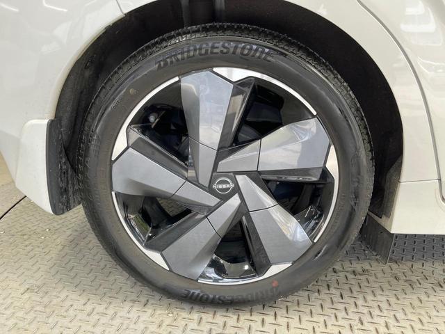 オーラ Ｇ　レザーエディション　禁煙車　純正９型ナビ　全周囲カメラ　ＢＯＳＥサウンド　衝突軽減システム　プロパイロット　レザーシート　ドラレコ　コーナーセンサー　ＬＥＤヘッド　ＥＴＣ　純正１７インチアルミ　Ａｐｐｌｅｃａｒｐｌａｙ（51枚目）