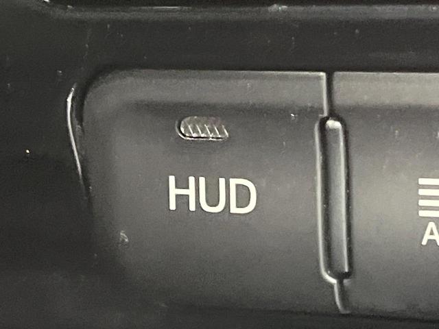 プリウス Ｓセーフティプラス　禁煙車　純正９インチナビ　バックカメラ　衝突被害軽減システム　レーダークルーズ　ドラレコ　コーナーセンサー　スマートキー　ＬＥＤヘッド　ビルトインＥＴＣ　純正１７インチアルミ　オートハイビーム（34枚目）