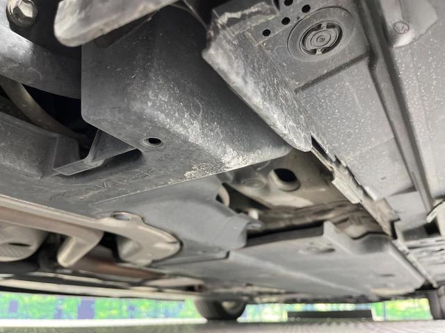 プリウス Ｓセーフティプラス　禁煙車　純正９インチナビ　バックカメラ　衝突被害軽減システム　レーダークルーズ　ドラレコ　コーナーセンサー　スマートキー　ＬＥＤヘッド　ビルトインＥＴＣ　純正１７インチアルミ　オートハイビーム（51枚目）