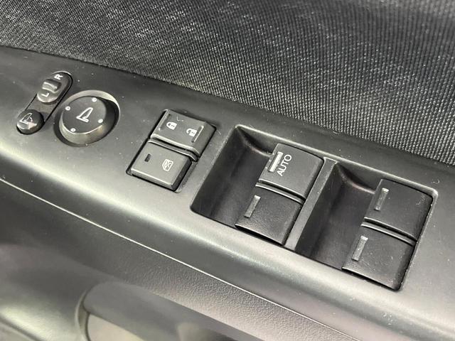 Ｎ－ＢＯＸカスタム Ｇ　ＳＳパッケージ　禁煙車　両側電動ドア　純正ＳＤナビ　バックカメラ　衝突被害軽減システム　ドラレコ　スマートキー　ＨＩＤヘッド　純正１４インチアルミ　オートライト　オートエアコン　Ｂｌｕｅｔｏｏｔｈ　ＣＤ　ＤＶＤ再生（24枚目）